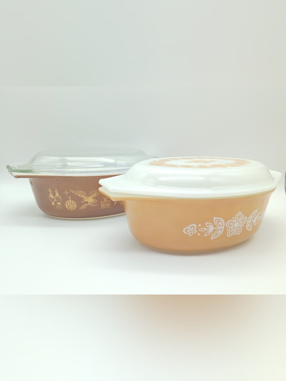 Pyrex Butterfly Gold/Peach & 043 Early American Brown Casserole Dish 1.5Qt